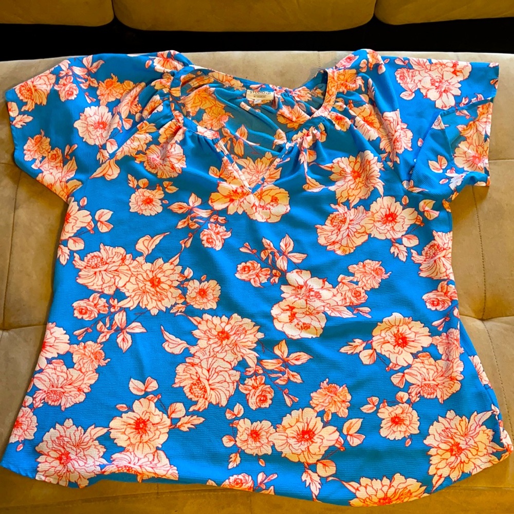 Plus Size Spring/Summer Flowy Top